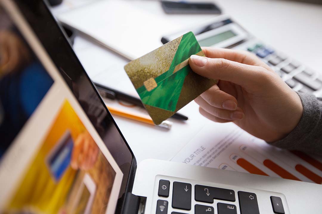 can you deduct any credit card expenses from your taxes