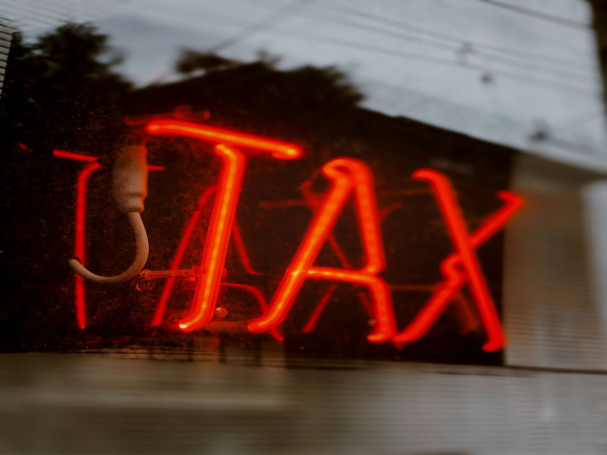 how do taxes work in the us